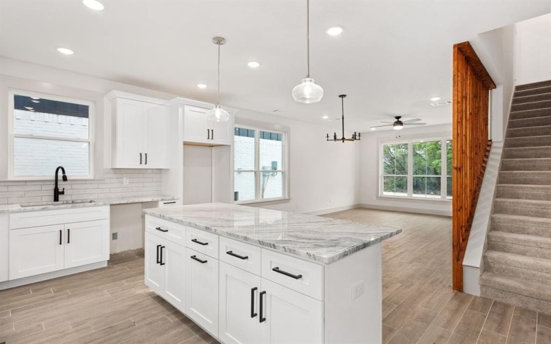 5639 Barkridge Drive, Granbury, TX 76048, 3 Habitaciones Habitaciones , ,2 BañosBaños,Residential,En Venta,5639 Barkridge Drive,0,21146221