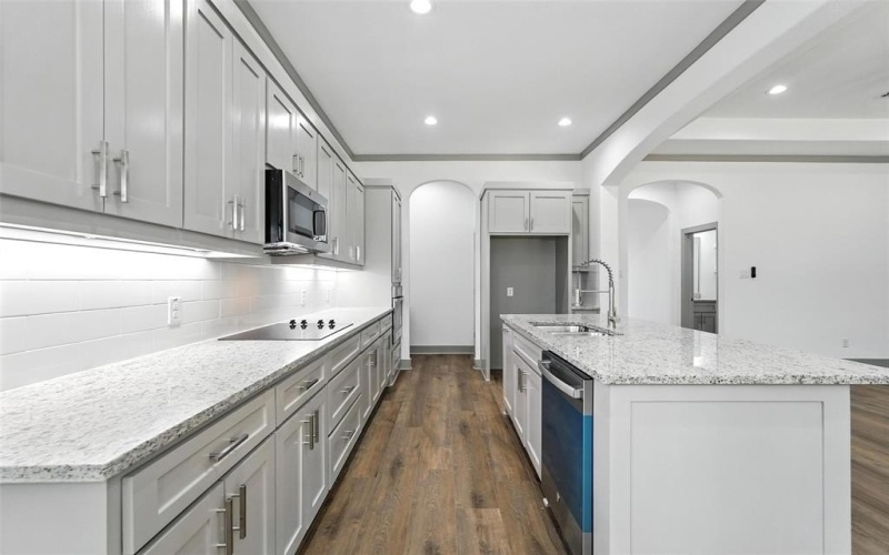 716 Oak Creek Drive, Hutchins, TX 75141, 5 Bedrooms Bedrooms, ,2 BathroomsBathrooms,Residential,For Sale,716 Oak Creek Drive,0,21146333