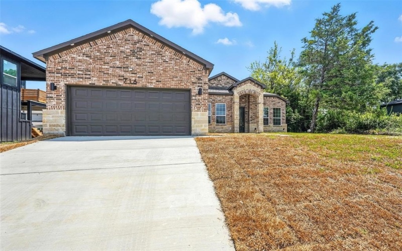716 Oak Creek Drive, Hutchins, TX 75141, 5 Bedrooms Bedrooms, ,2 BathroomsBathrooms,Residential,For Sale,716 Oak Creek Drive,0,21146333