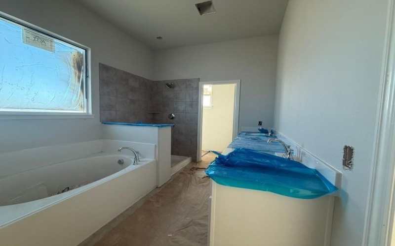 870 County Road 200, Valley View, TX 76272, 4 Bedrooms Bedrooms, ,3 BathroomsBathrooms,Residential,For Sale,870 County Road 200,0,21146390