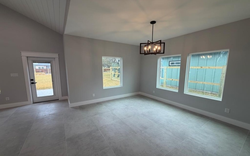 741 S 10TH ST, Aransas Pass, TX 78336, 3 Habitaciones Habitaciones , ,2 BañosBaños,Residential,En Venta,741 S 10TH ST,0,149283