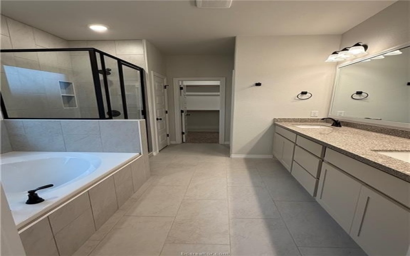 6308 Raleigh, College Station, TX 77845, 4 Habitaciones Habitaciones , ,3 BañosBaños,Residential,En Venta,6308 Raleigh,0,25013338