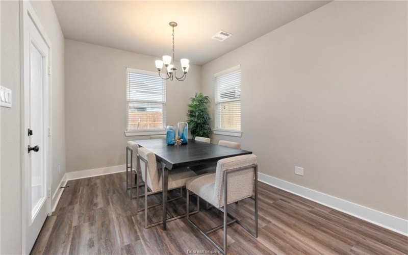 913 Fork Court, College Station, TX 77845, 4 Bedrooms Bedrooms, ,2 BathroomsBathrooms,Residential,For Sale,913 Fork Court,0,25013339