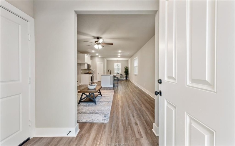 913 Fork Court, College Station, TX 77845, 4 Bedrooms Bedrooms, ,2 BathroomsBathrooms,Residential,For Sale,913 Fork Court,0,25013339