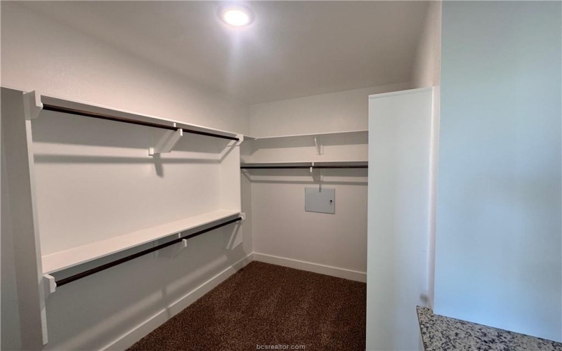 1227 Patriot Drive, College Station, TX 77845, 3 Habitaciones Habitaciones , ,2 BañosBaños,Residential,En Venta,1227 Patriot Drive,0,25013341