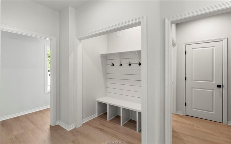 1104 Berkeley Street, College Station, TX 77840, 4 Habitaciones Habitaciones , ,5 BañosBaños,Residential,En Venta,1104 Berkeley Street,0,26000228