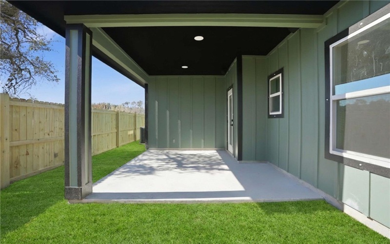 745 S 10TH, Aransas Pass, TX 78336, 4 Habitaciones Habitaciones , ,2 BañosBaños,Residential,En Venta,745 S 10TH,0,469575