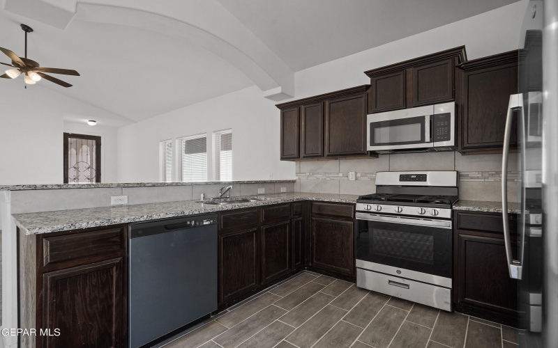 12832 LINSTEAD Avenue, El Paso, TX 79928, 4 Habitaciones Habitaciones , ,2 BañosBaños,Residential,En Venta,12832 LINSTEAD Avenue,0,897696