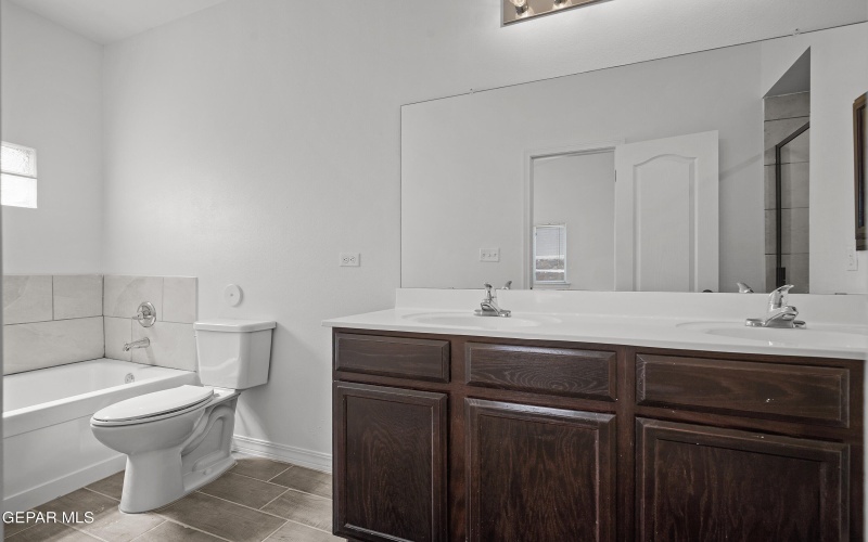 12832 LINSTEAD Avenue, El Paso, TX 79928, 4 Habitaciones Habitaciones , ,2 BañosBaños,Residential,En Venta,12832 LINSTEAD Avenue,0,897696