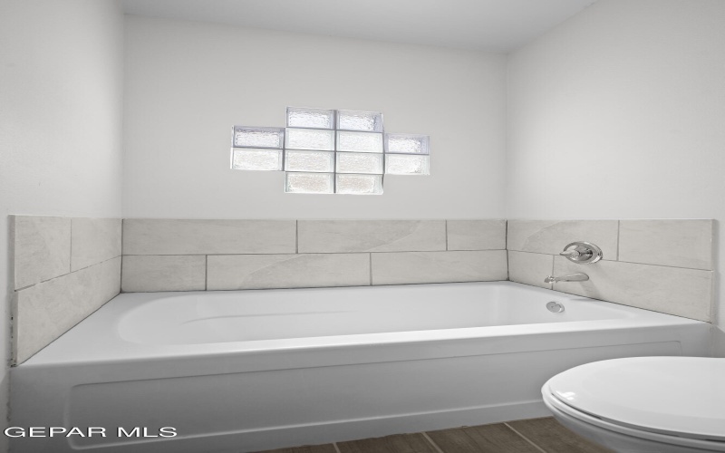 12832 LINSTEAD Avenue, El Paso, TX 79928, 4 Habitaciones Habitaciones , ,2 BañosBaños,Residential,En Venta,12832 LINSTEAD Avenue,0,897696