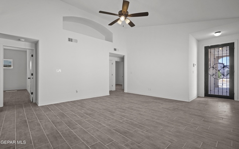 12832 LINSTEAD Avenue, El Paso, TX 79928, 4 Habitaciones Habitaciones , ,2 BañosBaños,Residential,En Venta,12832 LINSTEAD Avenue,0,897696