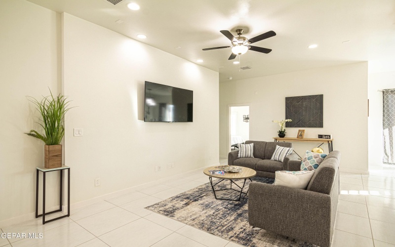 15384 Imagine Drive, El Paso, TX 79938, 4 Bedrooms Bedrooms, ,2 BathroomsBathrooms,Residential,For Sale,15384 Imagine Drive,0,921037