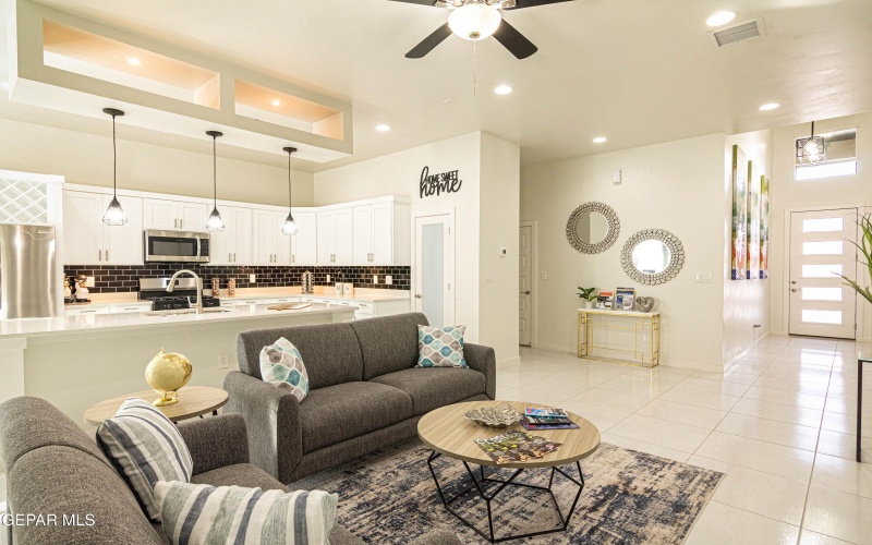 15384 Imagine Drive, El Paso, TX 79938, 4 Bedrooms Bedrooms, ,2 BathroomsBathrooms,Residential,For Sale,15384 Imagine Drive,0,921037