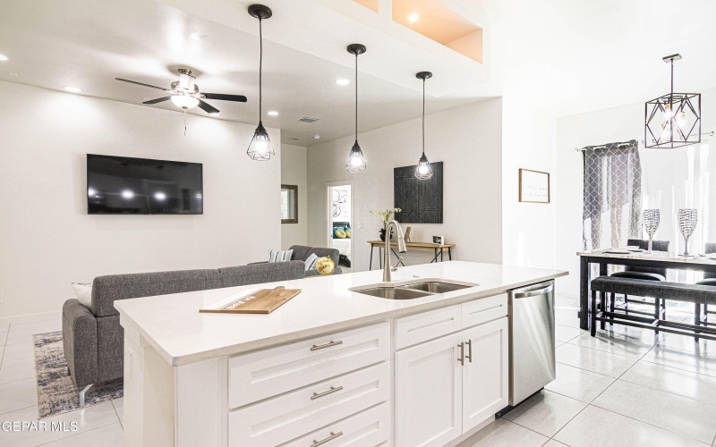 15384 Imagine Drive, El Paso, TX 79938, 4 Bedrooms Bedrooms, ,2 BathroomsBathrooms,Residential,For Sale,15384 Imagine Drive,0,921037