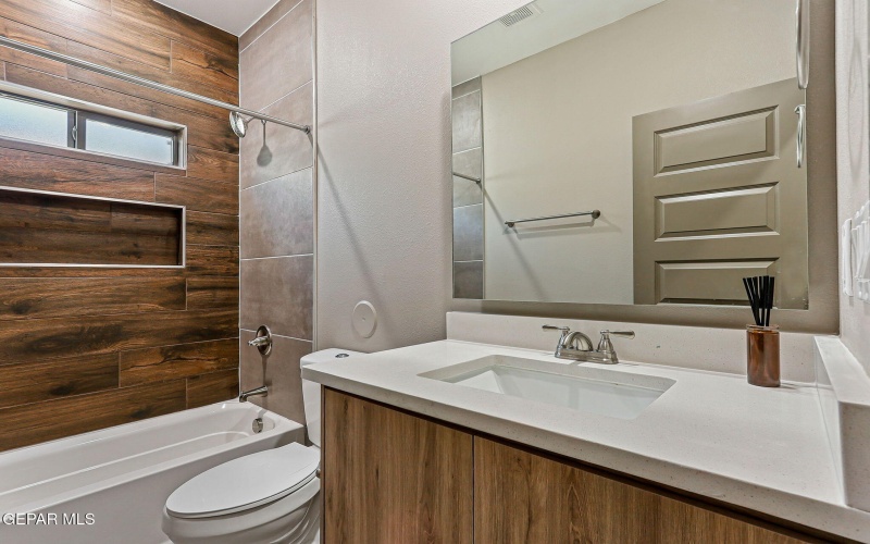 8405 WALLY PLACE, Vinton, TX 79821, 4 Bedrooms Bedrooms, ,2 BathroomsBathrooms,Residential,For Sale,8405 WALLY PLACE,0,922409