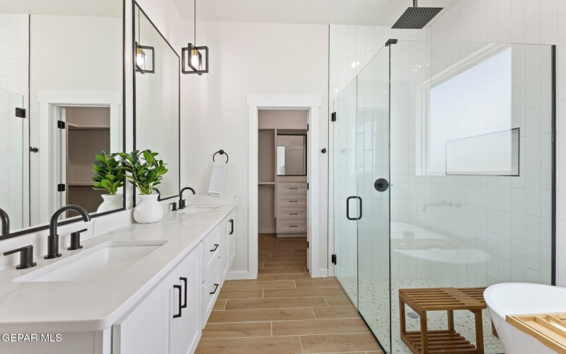 1425 DYLAN Place, El Paso, TX 79928, 4 Habitaciones Habitaciones , ,3 BañosBaños,Residential,En Venta,1425 DYLAN Place,0,923229