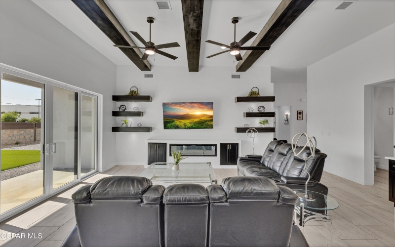 13014 BUCKLEBURY, El Paso, TX 79928, 4 Bedrooms Bedrooms, ,2 BathroomsBathrooms,Residential,For Sale,13014 BUCKLEBURY,0,924684