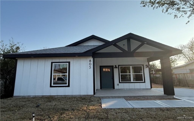 805 W Bowe Street, Pharr, TX 78577, 3 Bedrooms Bedrooms, ,2 BathroomsBathrooms,Residential,For Sale,805 W Bowe Street,0,491304