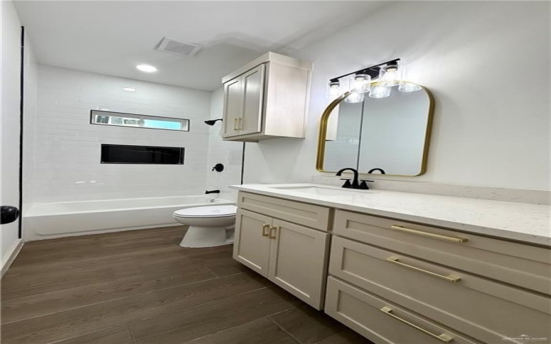 805 W Bowe Street, Pharr, TX 78577, 3 Bedrooms Bedrooms, ,2 BathroomsBathrooms,Residential,For Sale,805 W Bowe Street,0,491304