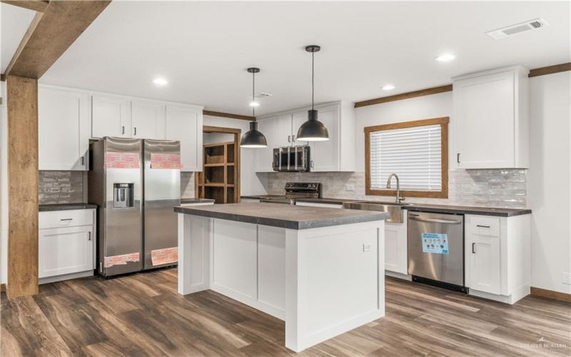 36223 Ranch Park Road, San Benito, TX 78586, 4 Habitaciones Habitaciones , ,3 BañosBaños,Residential,En Venta,36223 Ranch Park Road,0,491418