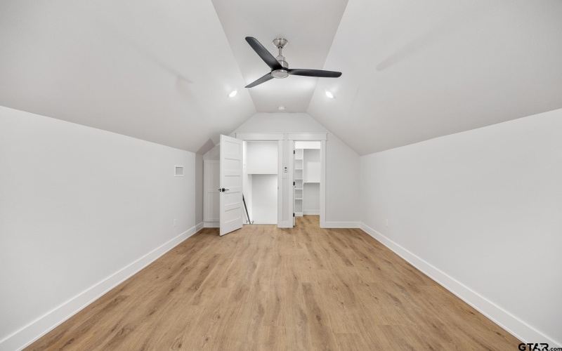 19383 Ridge Point Cir, Lindale, TX 75771, 4 Bedrooms Bedrooms, ,5 BathroomsBathrooms,Residential,For Sale,19383 Ridge Point Cir,0,25015927