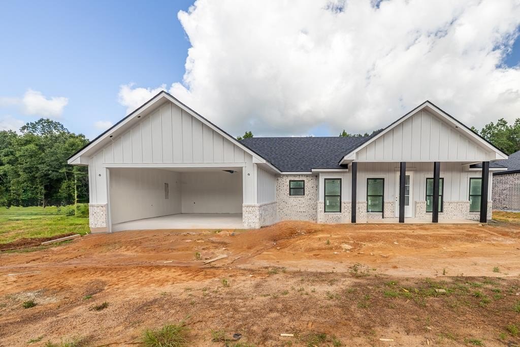 174 Rock Creek, Nacogdoches, TX 75965, 3 Habitaciones Habitaciones , ,2 BañosBaños,Residential,En Venta,174 Rock Creek,22500451