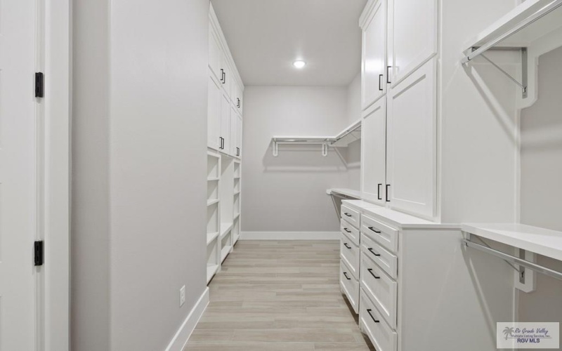 3406 KELSEY CT., HARLINGEN, TX 78550, 5 Habitaciones Habitaciones , ,3 BañosBaños,Residential,En Venta,3406 KELSEY CT.,0,29771028