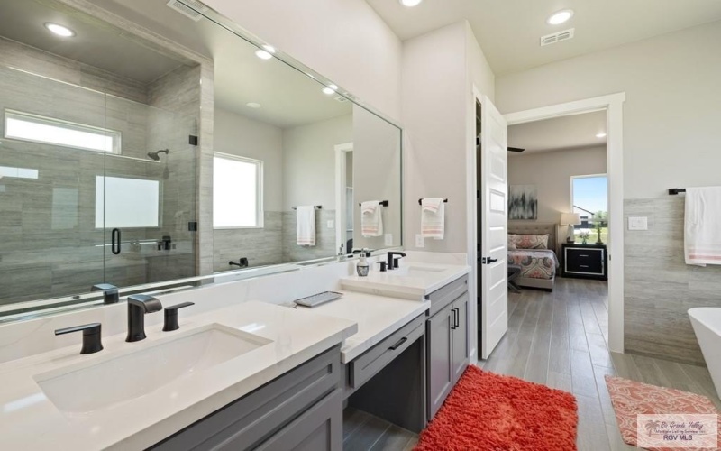 3406 KELSEY CT., HARLINGEN, TX 78550, 5 Habitaciones Habitaciones , ,3 BañosBaños,Residential,En Venta,3406 KELSEY CT.,0,29771028