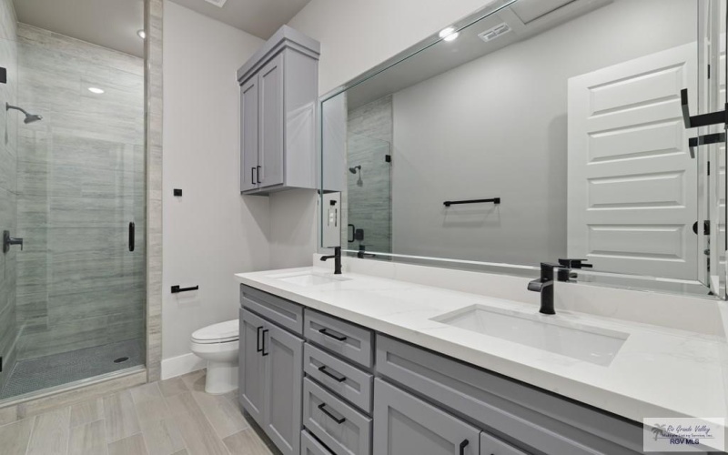 3406 KELSEY CT., HARLINGEN, TX 78550, 5 Habitaciones Habitaciones , ,3 BañosBaños,Residential,En Venta,3406 KELSEY CT.,0,29771028