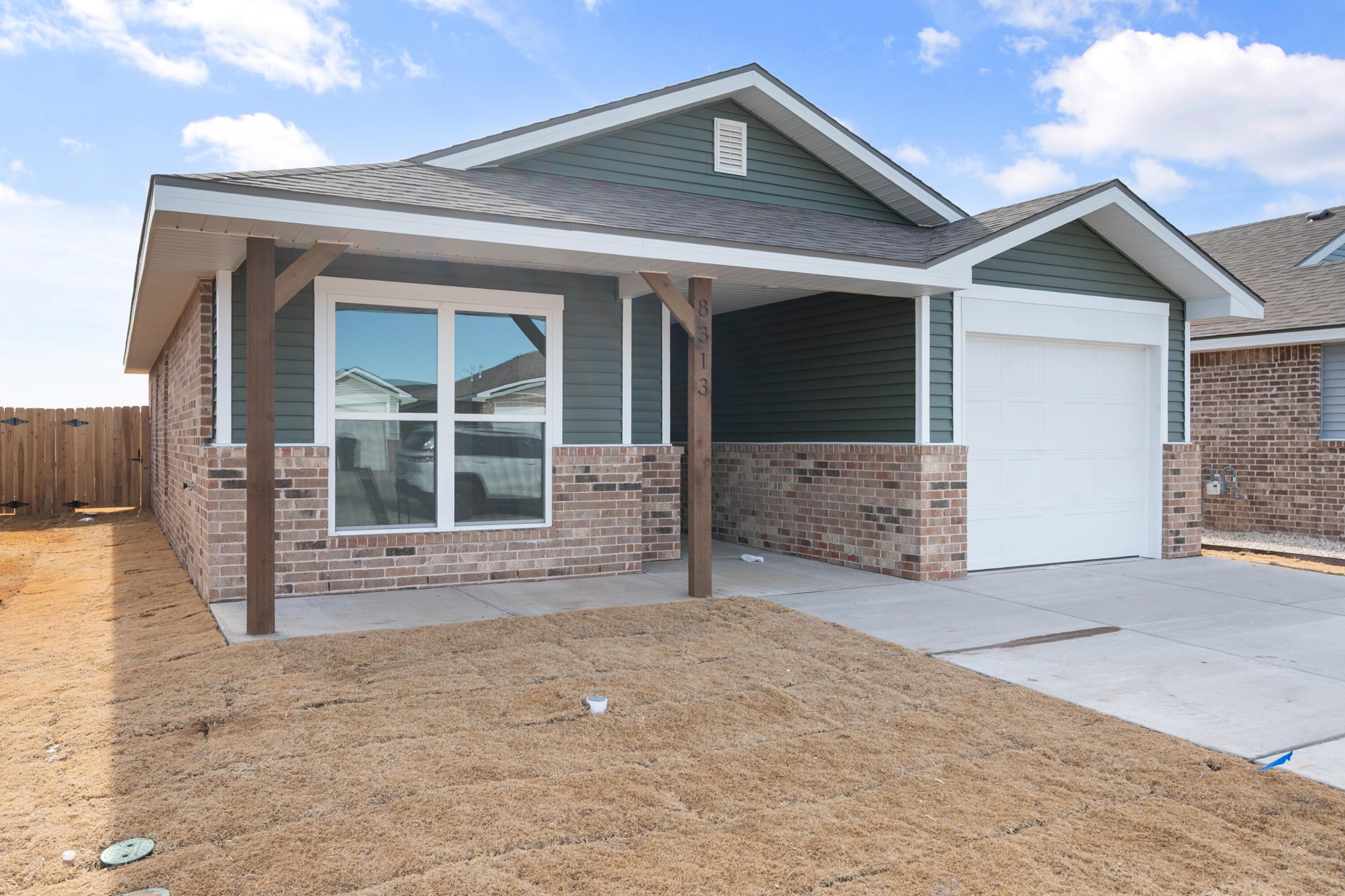 8313 24th Street, Lubbock, TX 79407, 2 Habitaciones Habitaciones , ,2 BañosBaños,Residential,En Venta,8313 24th Street,0,202600263