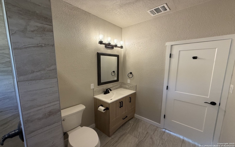 1288 Lonesome, Canyon Lake, TX 78133, 3 Habitaciones Habitaciones , ,2 BañosBaños,Residential,En Venta,1288 Lonesome,0,1931813