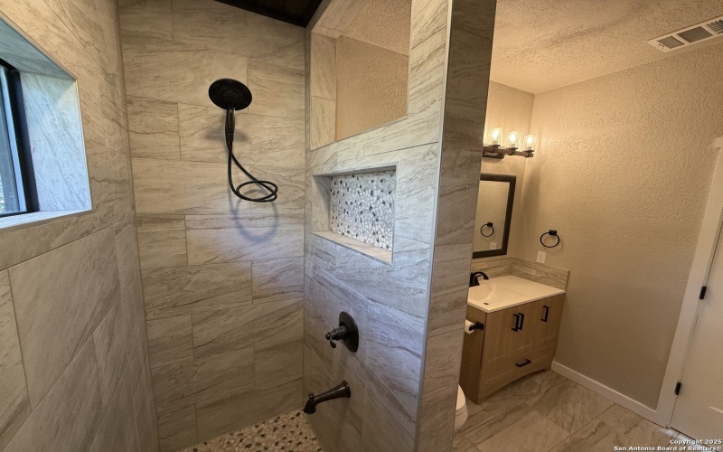 1288 Lonesome, Canyon Lake, TX 78133, 3 Habitaciones Habitaciones , ,2 BañosBaños,Residential,En Venta,1288 Lonesome,0,1931813