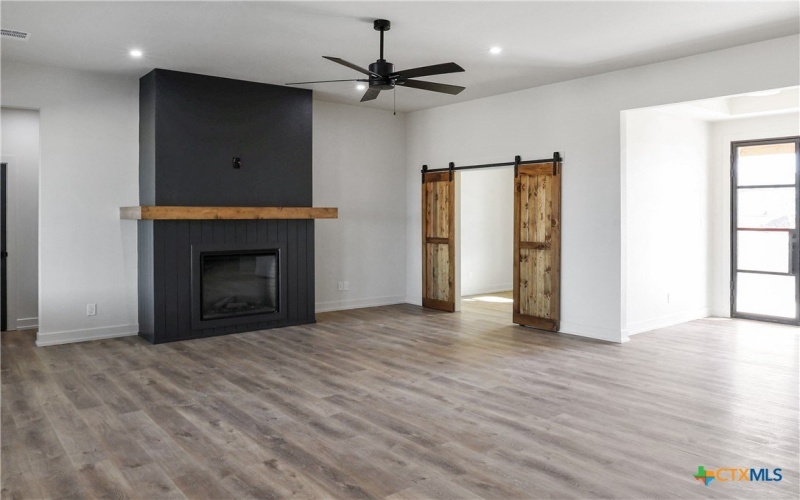 16026 Honey Ridge Drive, Holland, TX 76534, 4 Bedrooms Bedrooms, ,3 BathroomsBathrooms,Residential,For Sale,16026 Honey Ridge Drive,0,601133