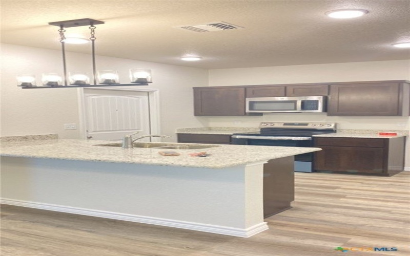 101 Leon Lane unit: B #B, Copperas Cove, TX 76522, 3 Habitaciones Habitaciones , ,2 BañosBaños,Residential Multi Family,En Venta,101 Leon Lane unit: B,0,601213