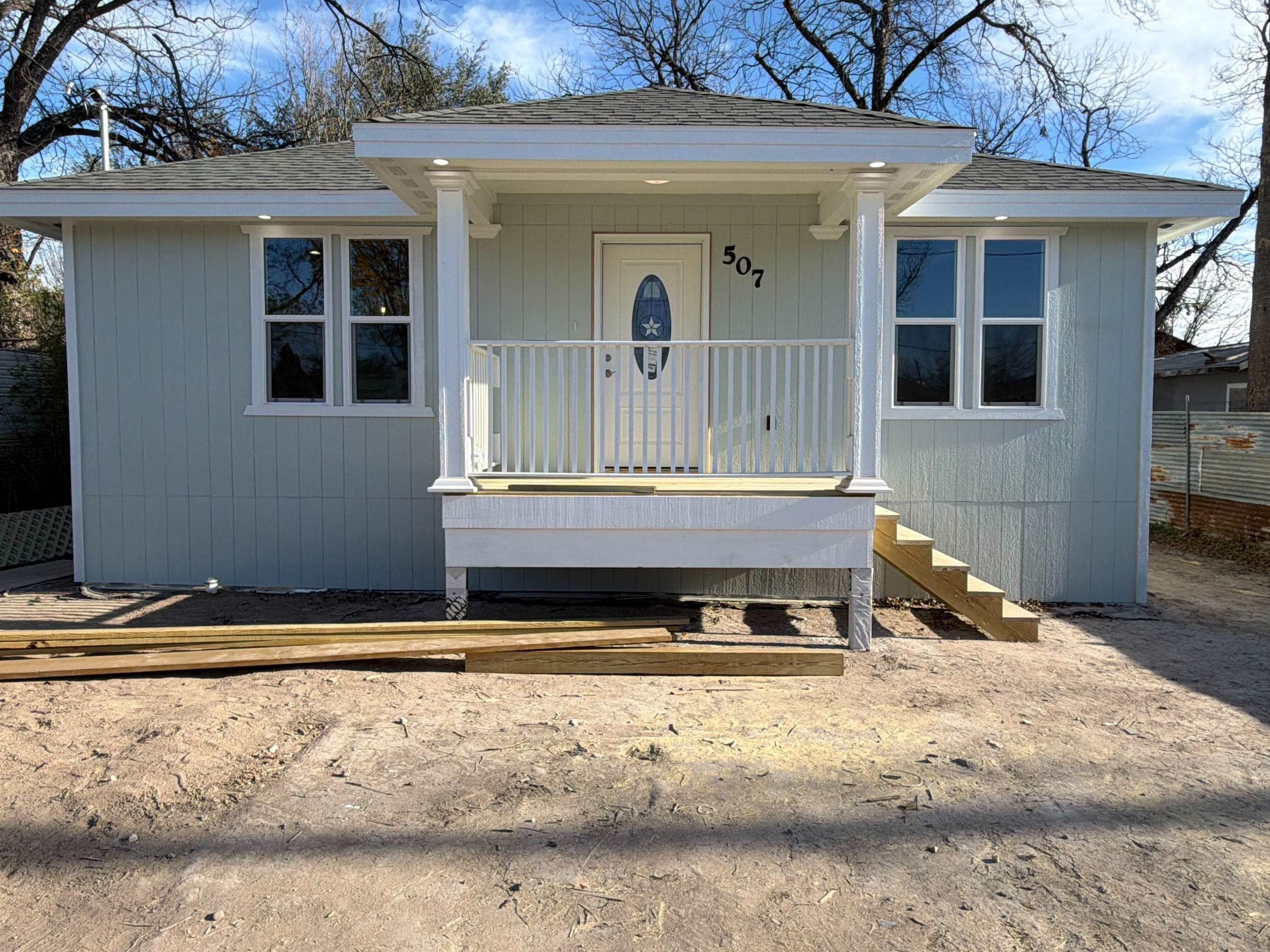 507 W Cortinas, Del Rio, TX 78840, 3 Habitaciones Habitaciones , ,2 BañosBaños,Residential,En Venta,507 W Cortinas,0,208002