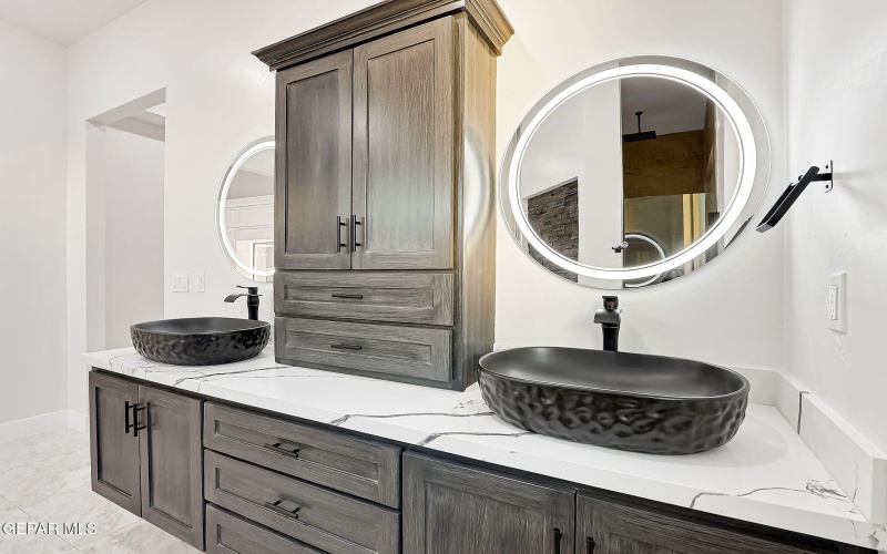 6604 Rio Haciendas, El Paso, TX 79932, 4 Bedrooms Bedrooms, ,3 BathroomsBathrooms,Residential,For Sale,6604 Rio Haciendas,0,935995