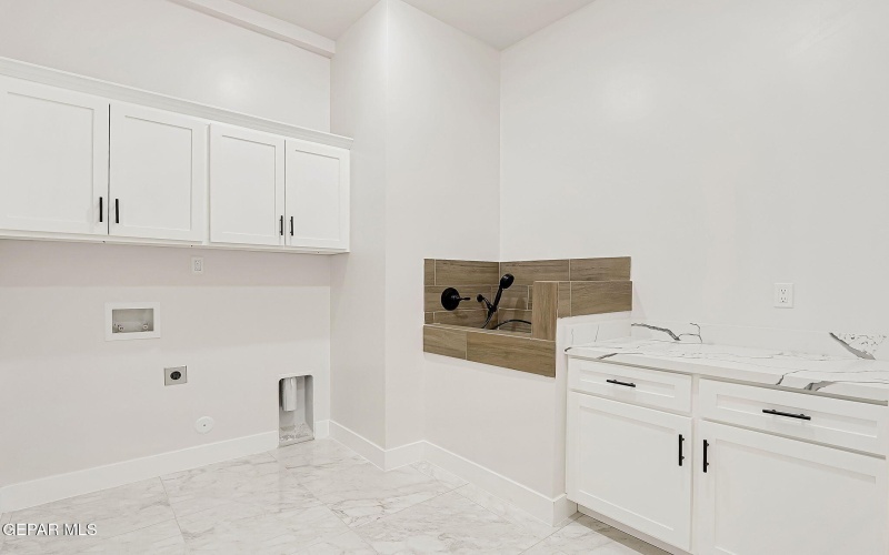 6604 Rio Haciendas, El Paso, TX 79932, 4 Bedrooms Bedrooms, ,3 BathroomsBathrooms,Residential,For Sale,6604 Rio Haciendas,0,935995