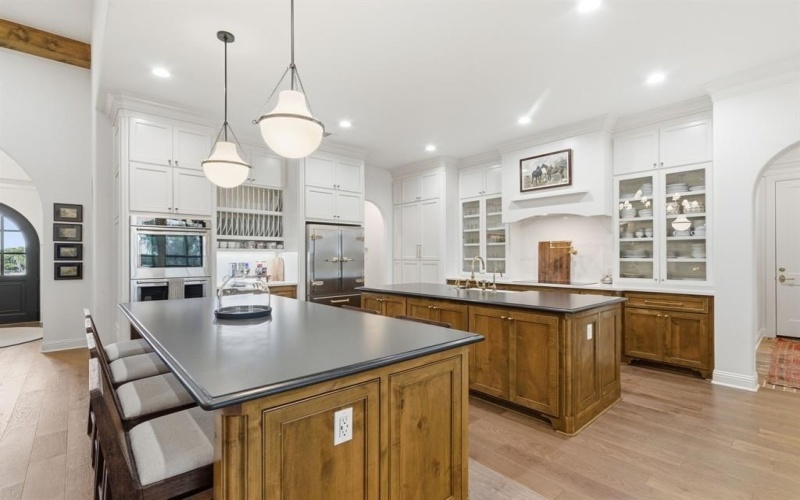 7015 County Road 175, Stephenville, TX 76401, 4 Bedrooms Bedrooms, ,5 BathroomsBathrooms,Residential,For Sale,7015 County Road 175,0,21140977