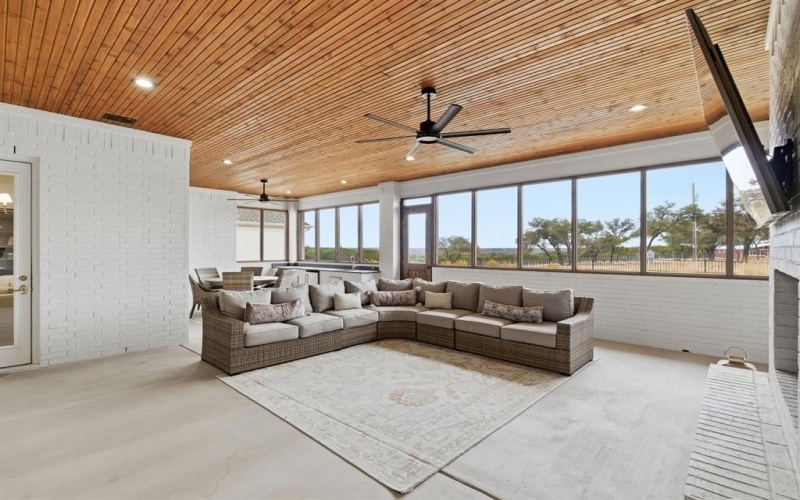 7015 County Road 175, Stephenville, TX 76401, 4 Bedrooms Bedrooms, ,5 BathroomsBathrooms,Residential,For Sale,7015 County Road 175,0,21140977