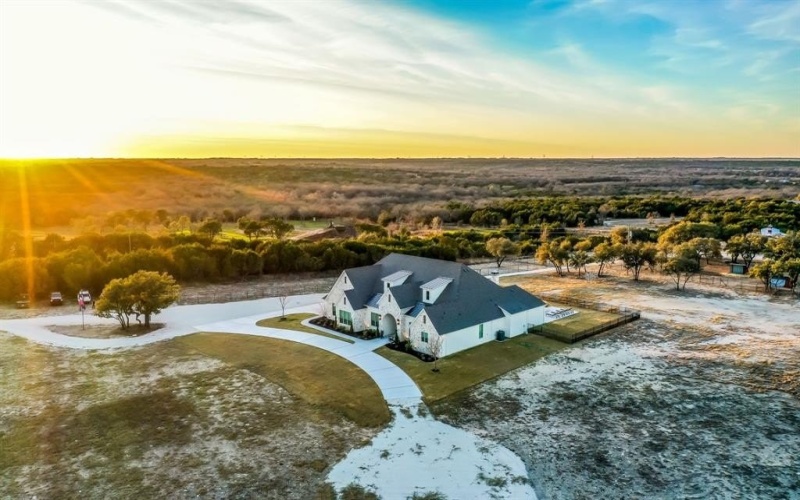 7015 County Road 175, Stephenville, TX 76401, 4 Bedrooms Bedrooms, ,5 BathroomsBathrooms,Residential,For Sale,7015 County Road 175,0,21140977