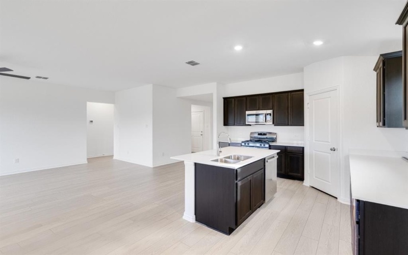 2154 Tule Way, Crandall, TX 75114, 4 Bedrooms Bedrooms, ,2 BathroomsBathrooms,Residential,For Sale,2154 Tule Way,0,21142731