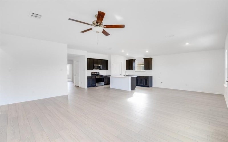 2154 Tule Way, Crandall, TX 75114, 4 Bedrooms Bedrooms, ,2 BathroomsBathrooms,Residential,For Sale,2154 Tule Way,0,21142731