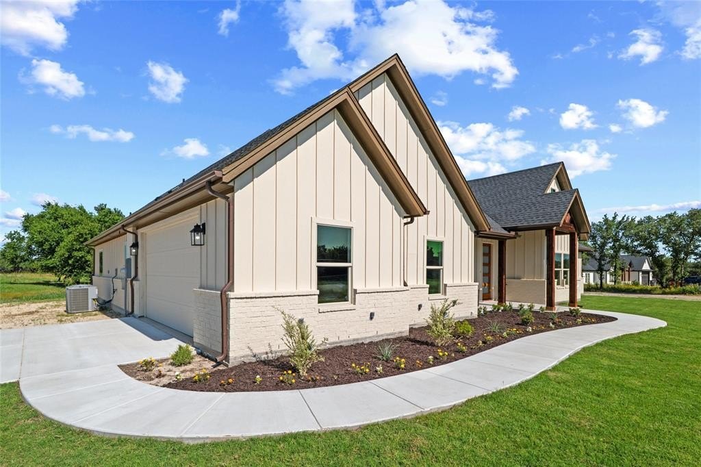 107 W Stagecoach Trail, Weatherford, TX 76085, 4 Habitaciones Habitaciones , ,2 BañosBaños,Residential,En Venta,107 W Stagecoach Trail,0,21143387