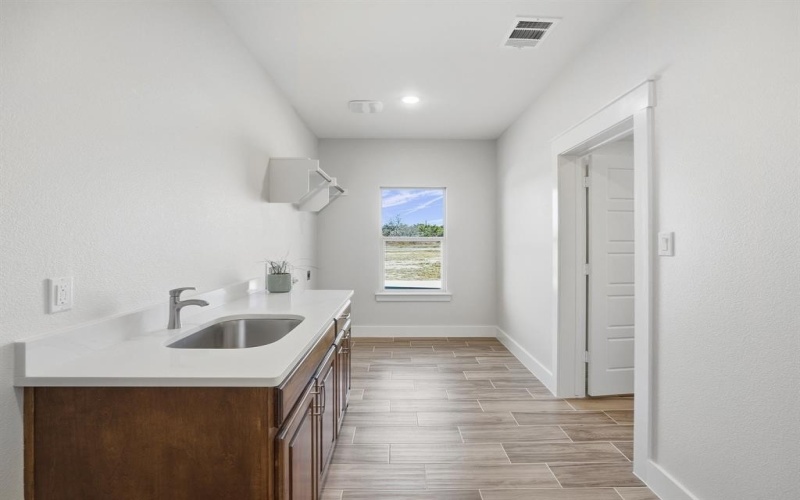 107 W Stagecoach Trail, Weatherford, TX 76085, 4 Habitaciones Habitaciones , ,2 BañosBaños,Residential,En Venta,107 W Stagecoach Trail,0,21143387