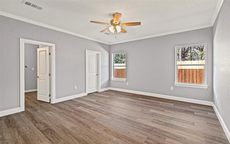 3611 Broken Bow Drive, Granbury, TX 76048, 3 Bedrooms Bedrooms, ,2 BathroomsBathrooms,Residential,For Sale,3611 Broken Bow Drive,0,21143646