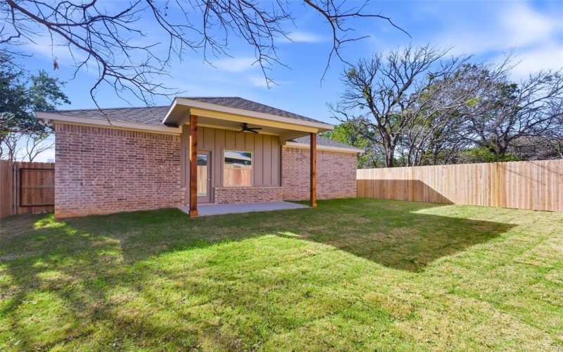 3611 Broken Bow Drive, Granbury, TX 76048, 3 Bedrooms Bedrooms, ,2 BathroomsBathrooms,Residential,For Sale,3611 Broken Bow Drive,0,21143646