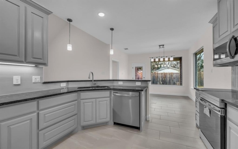 603 Madison Street, Cleburne, TX 76033, 3 Bedrooms Bedrooms, ,2 BathroomsBathrooms,Residential,For Sale,603 Madison Street,0,21143731