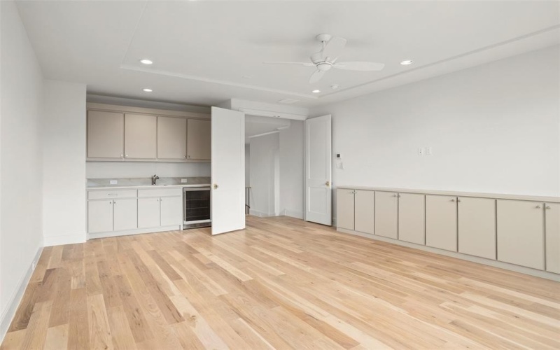 4164 Saranac Drive, Dallas, TX 75220, 5 Bedrooms Bedrooms, ,6 BathroomsBathrooms,Residential,For Sale,4164 Saranac Drive,0,21144099