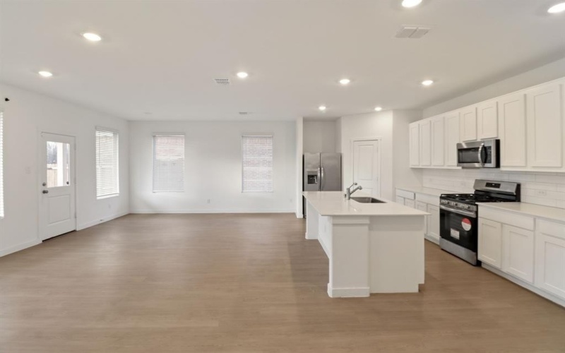 1016 Flameleaf Drive, Princeton, TX 75407, 3 Bedrooms Bedrooms, ,2 BathroomsBathrooms,Residential,For Sale,1016 Flameleaf Drive,0,21145181