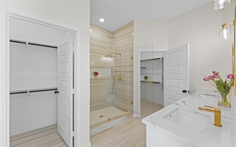 8340 Plainview Drive, Dallas, TX 75217, 4 Bedrooms Bedrooms, ,2 BathroomsBathrooms,Residential,For Sale,8340 Plainview Drive,0,21145828